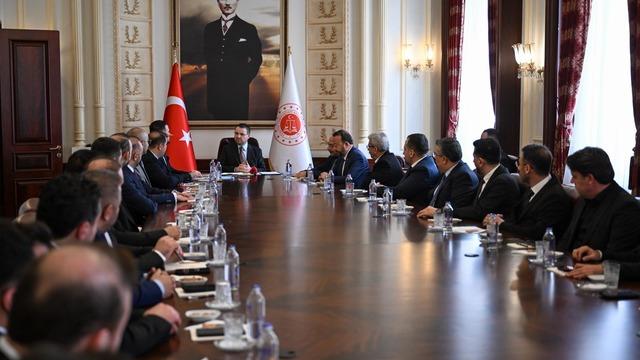 Adalet Bakanı Akın Gürlek, Nevşehirli iş insanlarını kabul etti