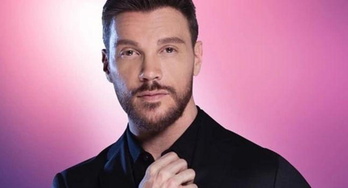 Herkes Tarkan ı bekliyordu! TFF Başkanı ndan telefon: D&uuml;nya Kupası şarkısını o isim yapacak 2