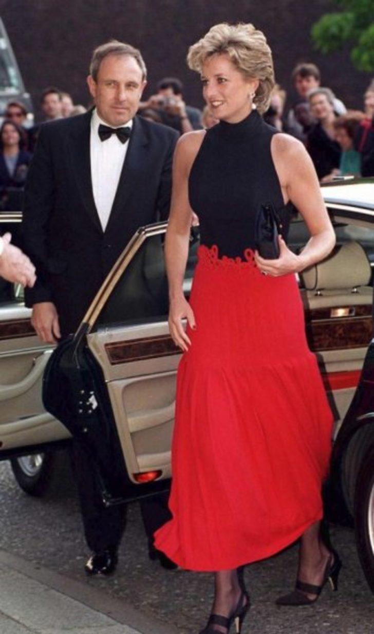 Prenses Diana’nın giysileri müzede G3