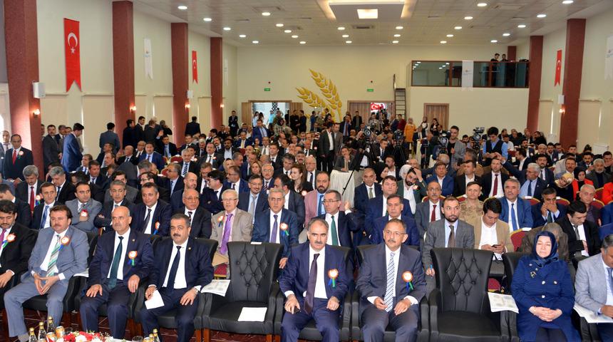 &Ouml;zhaseki: Yeniden haritalar &ccedil;izilirken T&uuml;rkiye masada olmalı (2)