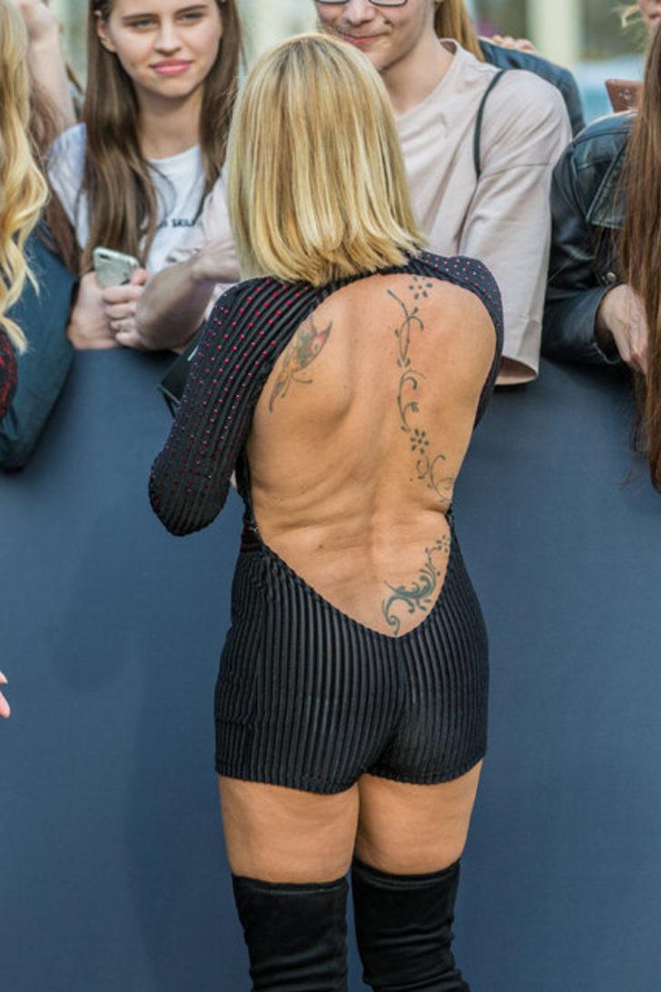 Oscar'da gözleri şaşı eden dekolteler G3