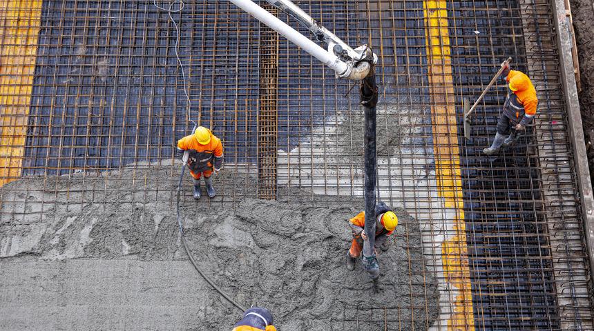 Bakterilerle kendi kendini onaran beton &uuml;retildi: İnşaat sekt&ouml;r&uuml;nde devrim!