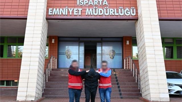 Isparta’da 17 yıl 5 ay hapis cezası bulunan şahıs yakalandı