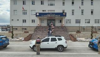 Tunceli'de kendilerini polis ve savcı olarak tanıtıp dolandırıcılık yapan 3 zanlı tutuklandı