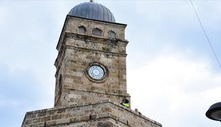 Antalya&rsquo;da 1000 yıllık kulede zaman yeniden durdu!