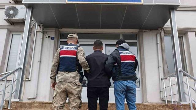 Dolandırıcılık suçundan aranan şahıs yakalandı