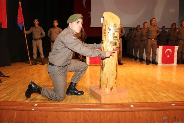 Burdur’da kısa dönem erler yemin etti