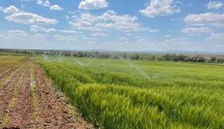 Bakan Yumaklı, sulama sistemlerine y&ouml;nelik yatırımlara ilişkin destekleri değerlendirdi: