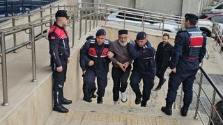 Eşini ve kayınvalidesini öldüren sanığın oğlu: Bizi evden atıyordu, bir kere babalık yapmadı