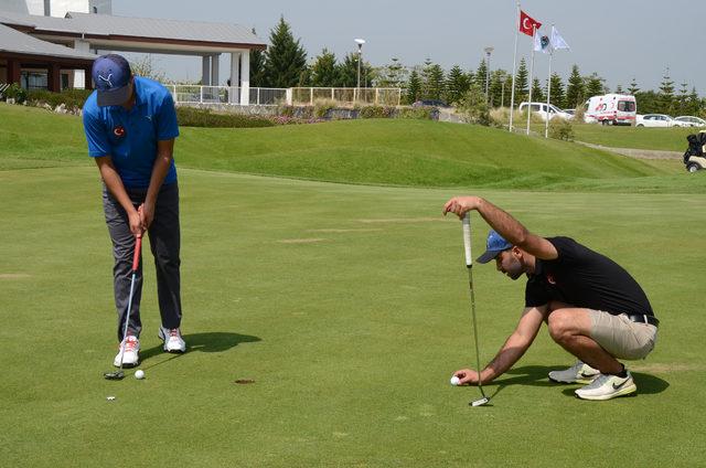 Golf Turu nun ilk g&uuml;n m&uuml;sabakaları tamamlandı 1