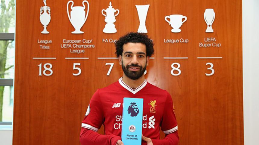 Salah, Premier Lig'de &uuml;st &uuml;st 3. kez ayın oyuncusu se&ccedil;ilen ilk oyuncu oldu