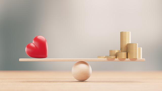 24 Nisan'a dikkat! Aşk ve para konusunda şansı açılan burçlar...