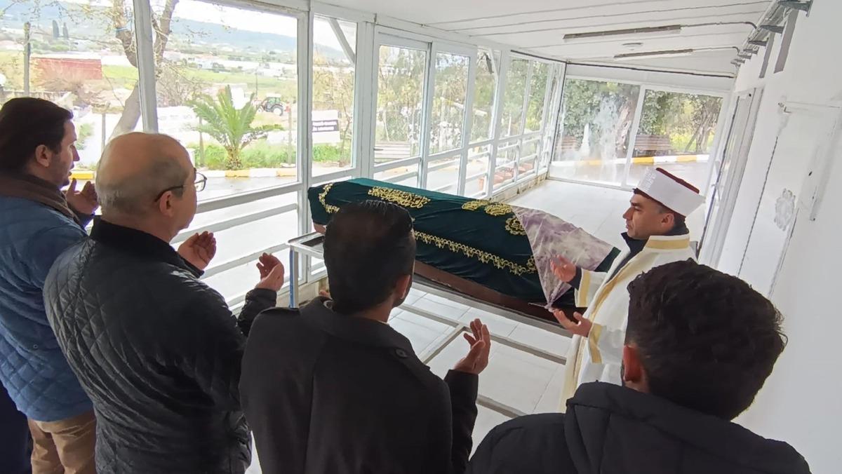 Mehmet Ali Erbil in acı g&uuml;n&uuml;yd&uuml;: Annesinin cenazesine katılmadı! Canlı yayın a&ccedil;tı, tepki &ccedil;ekti 4