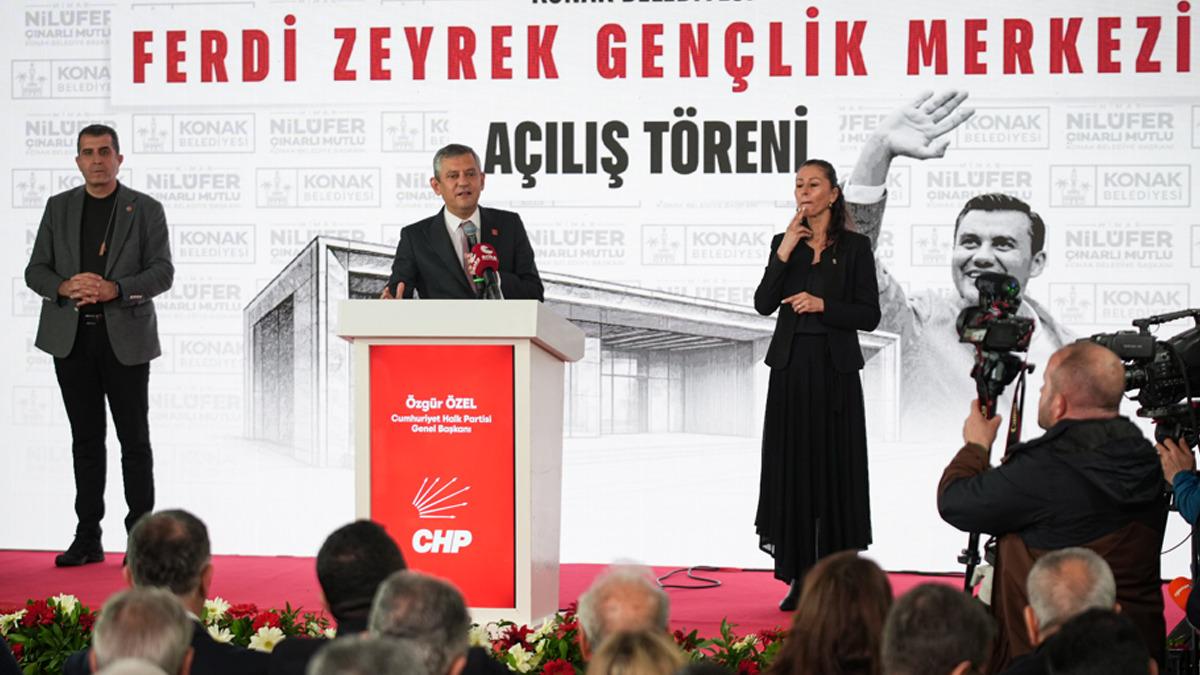 CHP Genel Başkanı &Ouml;zg&uuml;r &Ouml;zel 18 sanığın tahliye edilmesiyle ilgili konuştu 1