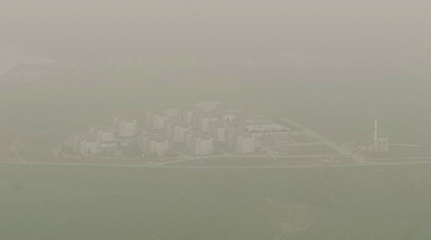 Gaziantep'te toz aşınımı! S&uuml;r&uuml;c&uuml;ler zor anlar yaşadı