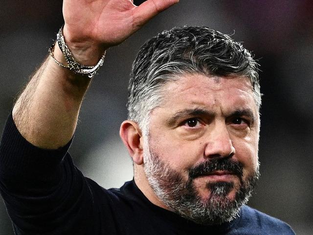 D&uuml;nya Kupası'na gidemeyen İtalya'da kelle alındı!