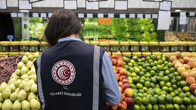 Sebze ve meyvede fahiş fiyatlara ağır ceza: 183 işletmeye 96,6 milyon TL