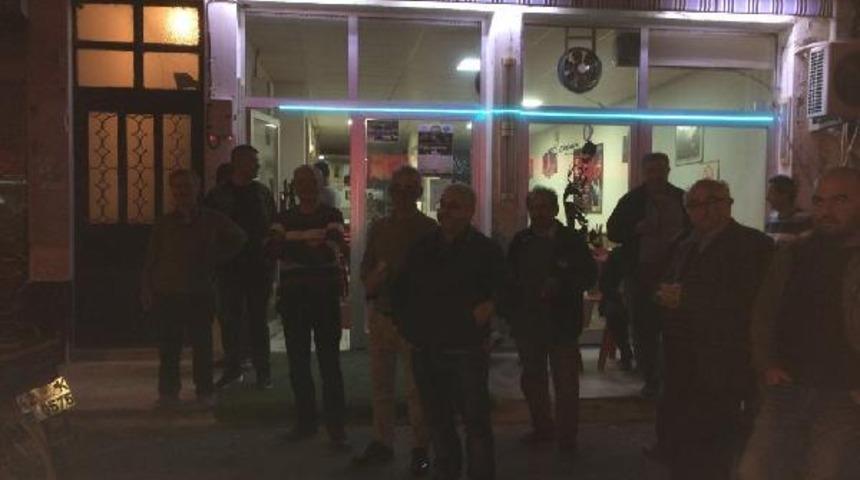 Antalya'da deprem! B&uuml;t&uuml;n Akdeniz b&ouml;lgesi sallandı