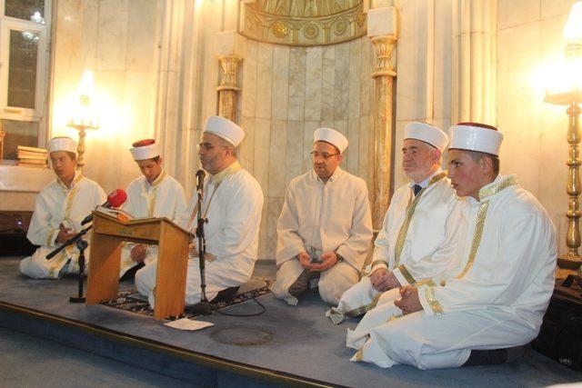 Elazığ’da Miraç Kandili’nde camiler doldu taştı