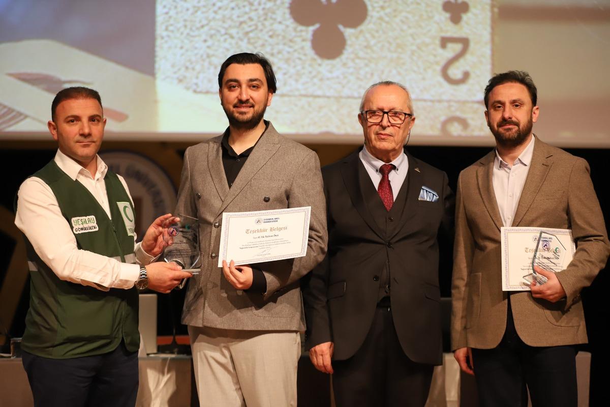 Yeni d&ouml;nemin pandemisi: "Yayılmış bir intihardır, tuzağa d&uuml;şmeyin" 5