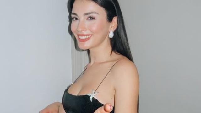 Özge Yağız'ın tatil pozları çok beğenildi! Peş peşe yayınladı