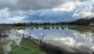 &Ccedil;anakkale'de sağanak yağış nedeniyle yollar kapandı