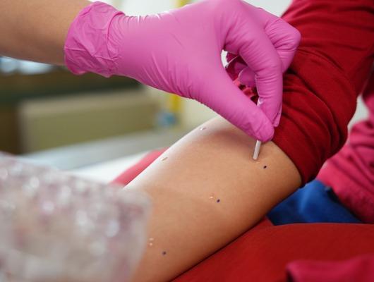 Soğuk algınlığı ile karıştırmayın! Bahar alerjisi uyarısı