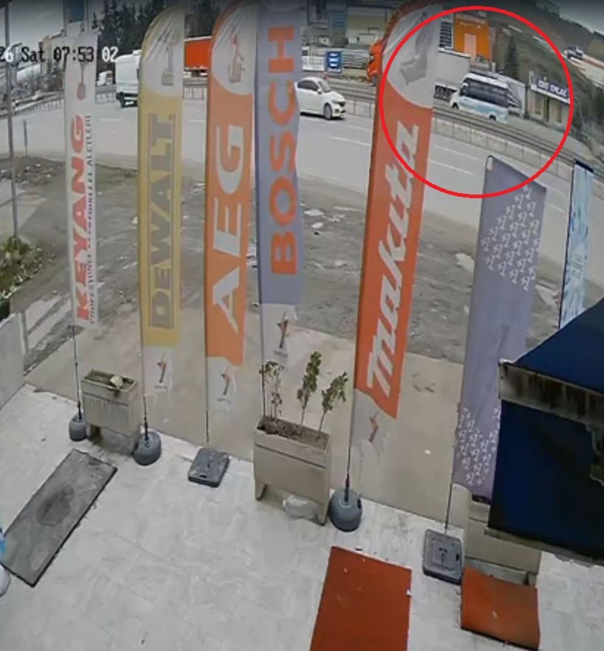 5 kişinin hayatını kaybettiği kazanın görüntüleri ortaya çıktı! 4