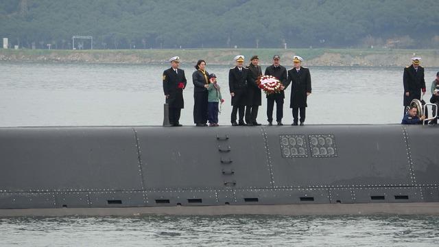 Dumlupınar Denizaltısı şehitleri anıldı