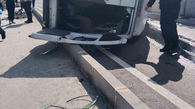 Samsun’da minibüs devrildi: 1 yaralı