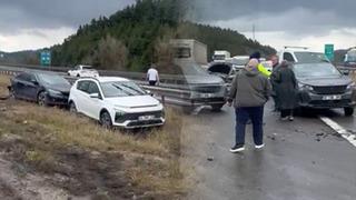 Bolu'da 10 araç zincirleme kazaya karıştı! Çok sayıda yaralı var