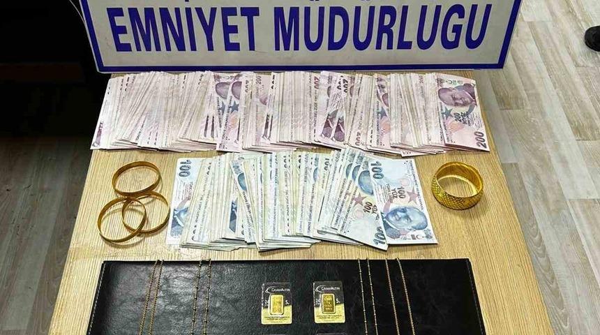 K&uuml;tahya&rsquo;da sahte altınla dolandırıcılık yaptılar, Afyon&rsquo;da yakalandılar