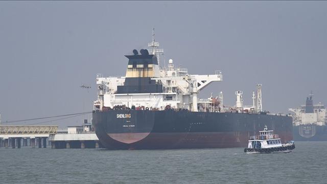 İran’dan Hürmüz Boğazı’nda insani yardım ve temel ihtiyaç malzemeleri taşıyan gemilere geçiş izni