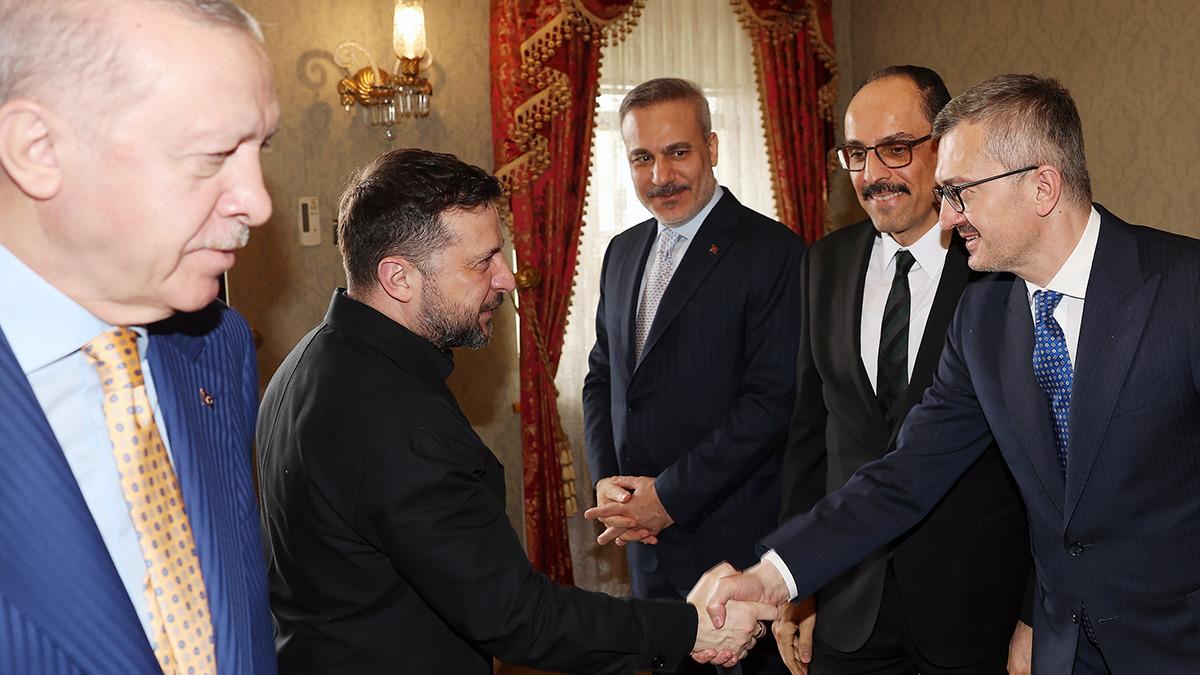 Cumhurbaşkanı Erdoğan ve Zelenskiy g&ouml;r&uuml;şmesi başladı 2