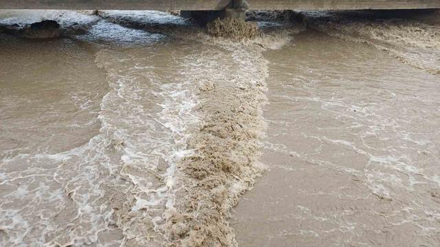 Tabakhane Deresi&rsquo;nde sular y&uuml;kseldi 3