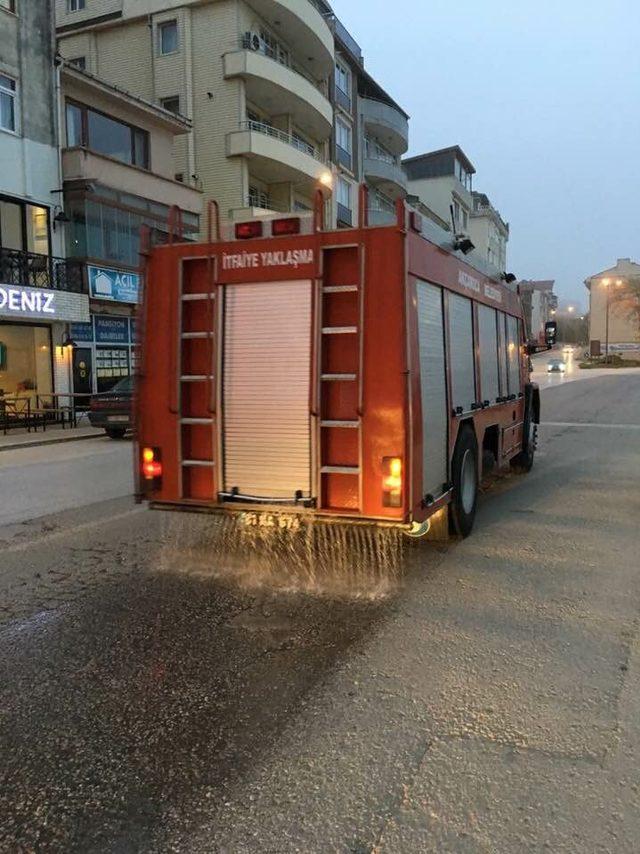 Akçakoca’da gül ve lavanta kokulu sularla yıkandı