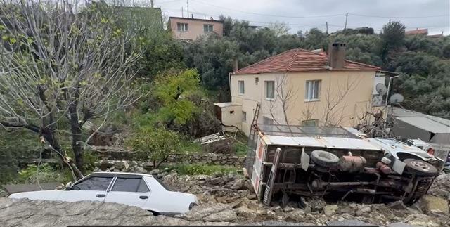 Aşırı yağışlar S&ouml;ke&rsquo;de hayatı olumsuz etkiliyor 1