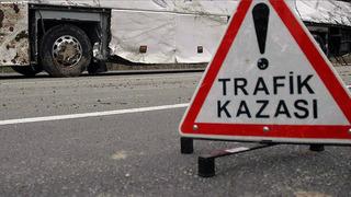 Otomobil ile tır çarpıştı: 2 yaşındaki çocuk hayatını kaybetti
