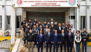 Mersin Limanı'nda ele ge&ccedil;irildi! Tam 19 kilo