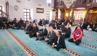 Alparslan T&uuml;rkeş vefatının 29. yılında dualarla anıldı