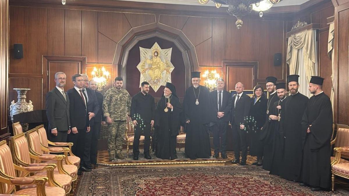 Ukrayna Devlet Başkanı Zelenskiy, Fener Rum Patriği Bartholomeos ile görüştü 1