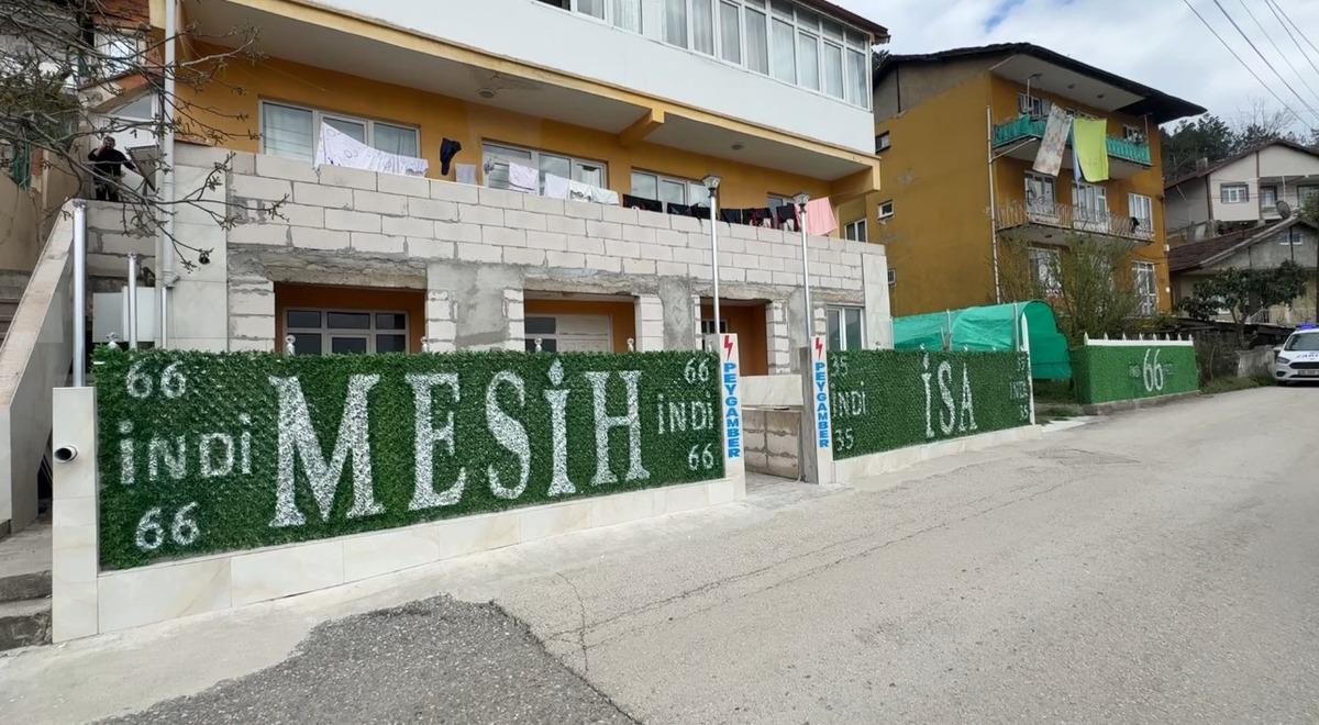 Yer: Karab&uuml;k! Kendisini  Mesih  ilan etti: Evine yazdığı yazılar ekipleri harekete ge&ccedil;irdi 2