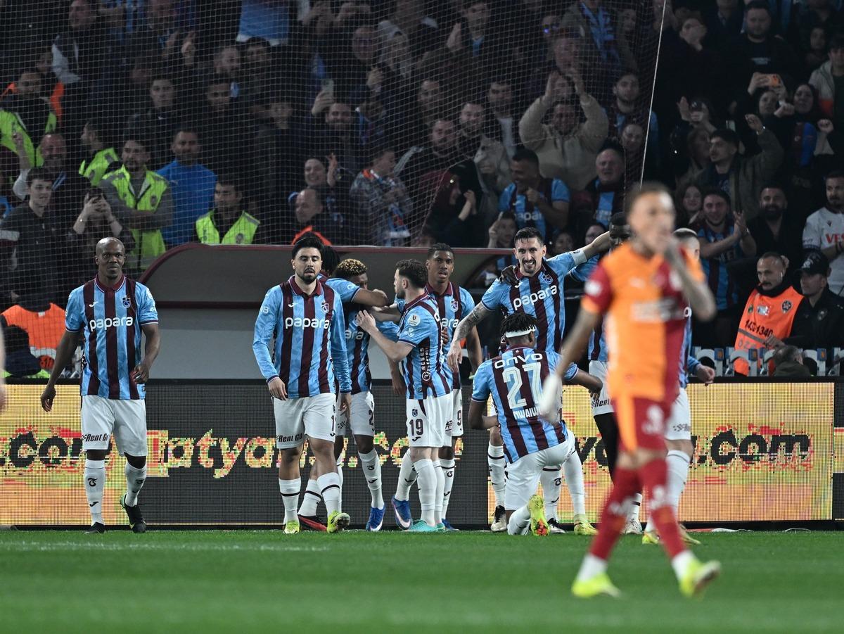 (Özet) Trabzonspor - Galatasaray Maçı Özeti ve Tüm Önemli Anları 7