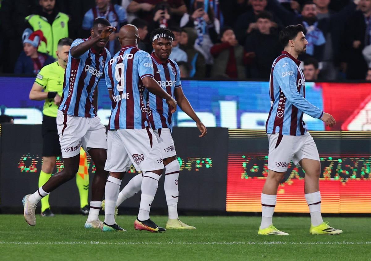 (Özet) Trabzonspor - Galatasaray Maçı Özeti ve Tüm Önemli Anları 6