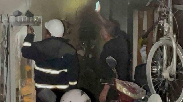 Yanan elektrik kablosu korkuttu 4