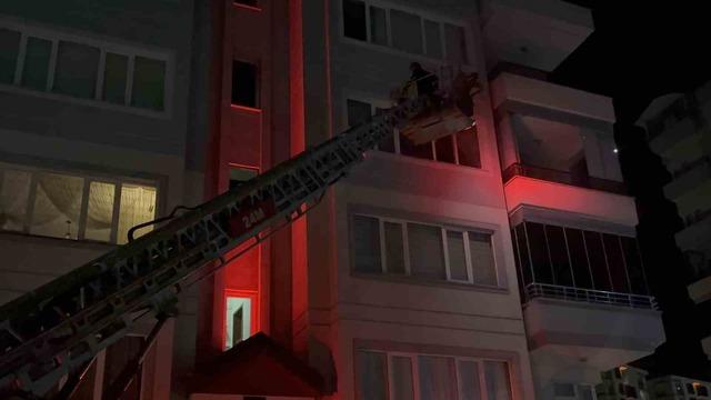 Ordu’da daire yangını: Yaşlı adam ağır yaralandı 4