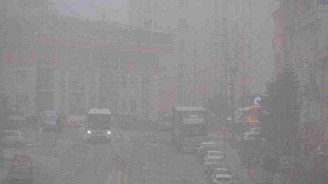 Anadolu Yakası’nda yoğun sis etkili oldu: Görüş mesafesi düştü, sürücüler zor anlar yaşadı 1