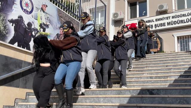 İnternetteki eskort sitelerini kullanıyorlardı! İstanbul ve İzmir de fuhuşçular neye uğradığını şaşırdı 9