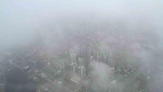 Bursa&rsquo;da şehrin &uuml;zerine sis &ccedil;&ouml;kt&uuml; 1