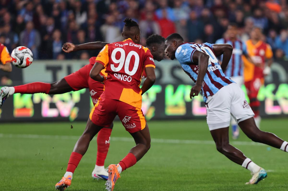 Hasan Şaş, Galatasaray a acımadı! "B&ouml;yle oynarlarsa şampiyonluğu kaybederler" 1